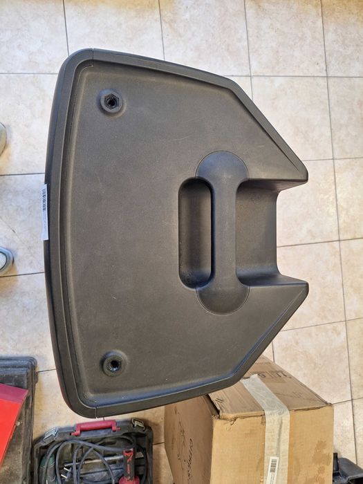 Активна колона JBL EON 715