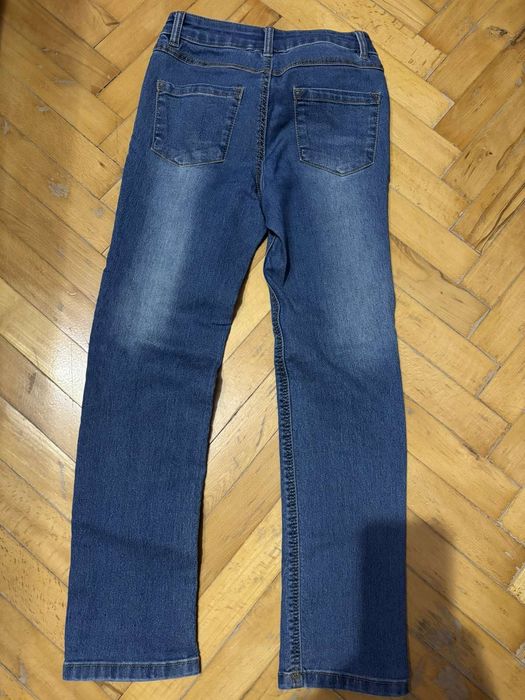 Спортни панталони и клинове за момиче