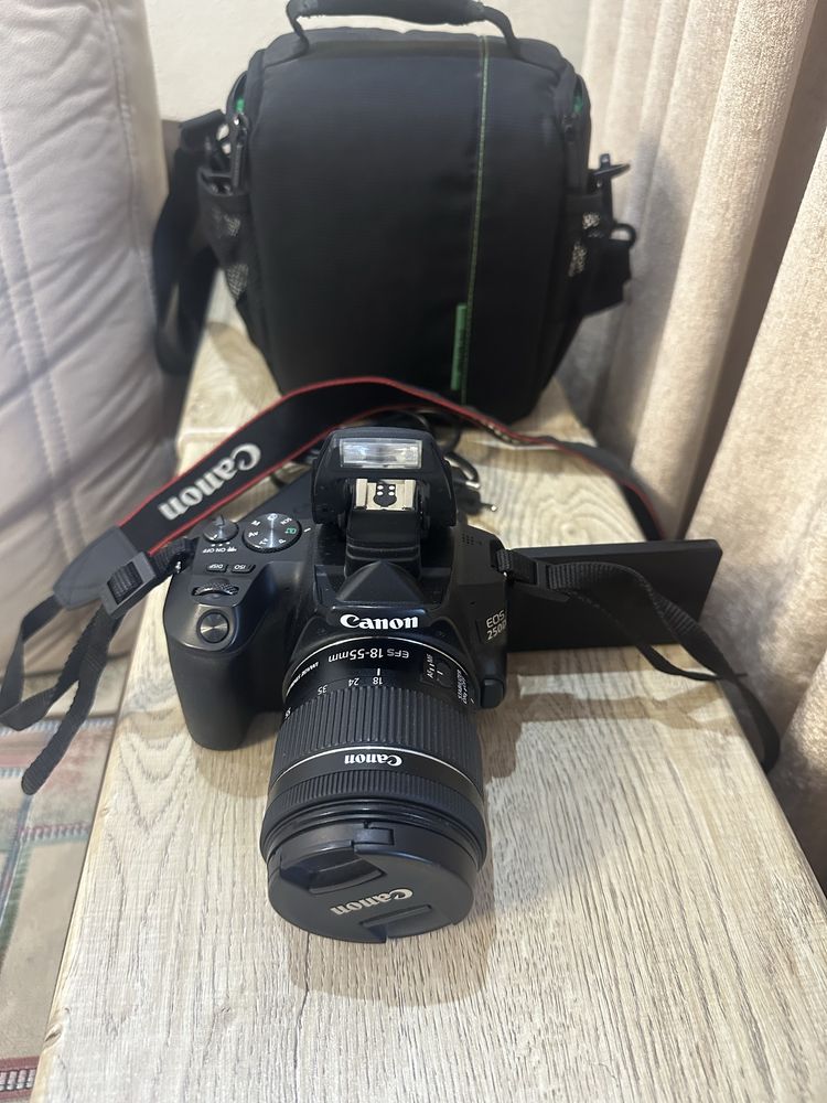 Профессиональный фотоаппарат Canon 250D 18-55mm. Полный комплект ...