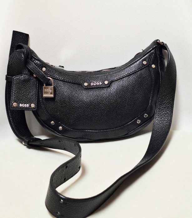Hugo Boss оригинална чанта от естествена кожа