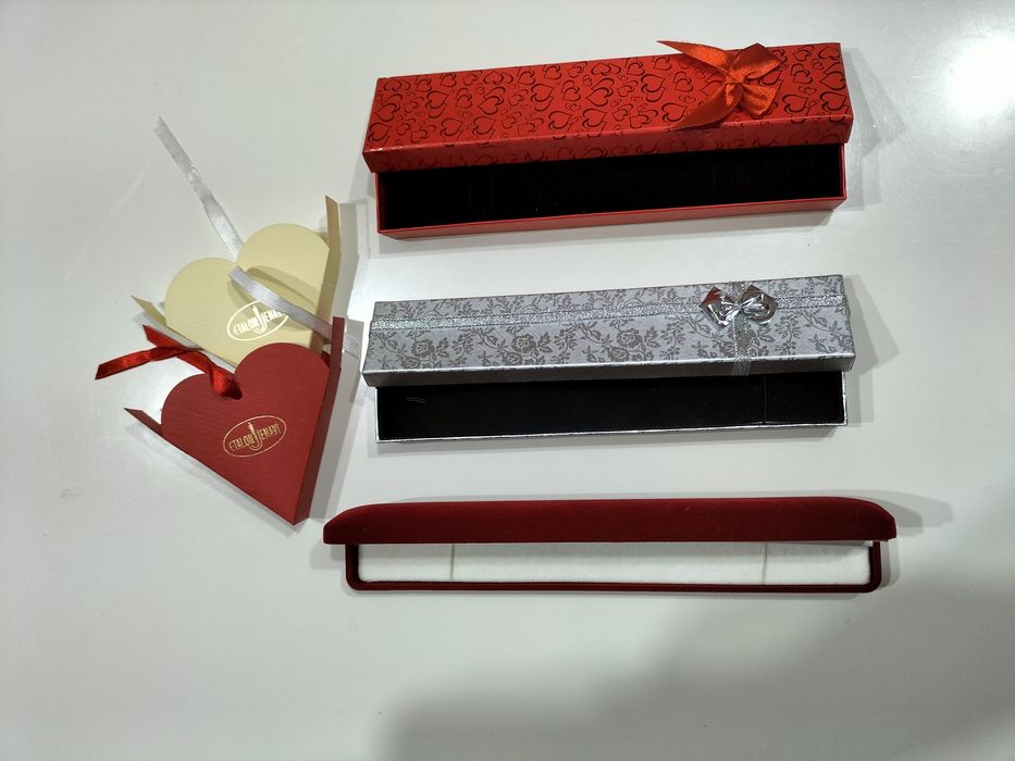 Коробки упаковочные для украшений