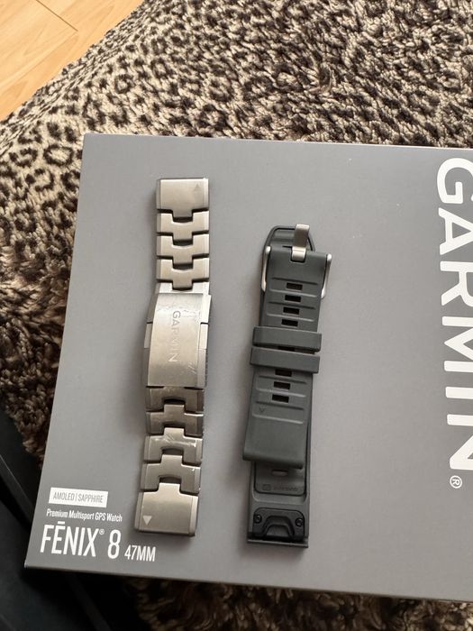 Смарт-часы Garmin Fenix 8 47mm Sapphire