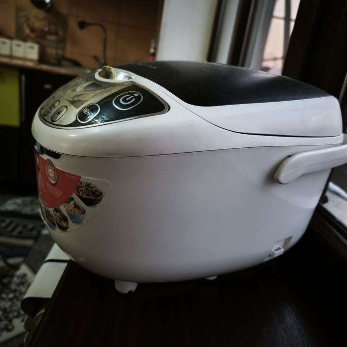 Продаю мультиварку за 5000тг