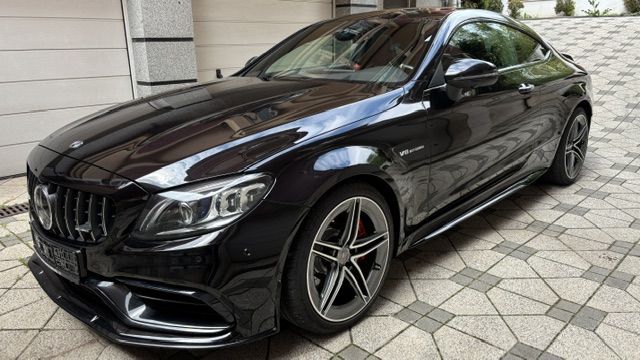 Mercedes-Benz C 63 AMG