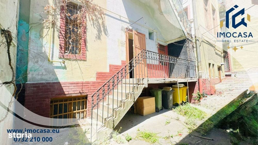De vânzare potențial apartament ultracentral Arad
