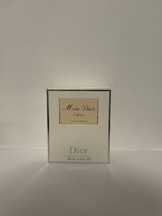 Парфюм Miss Dior