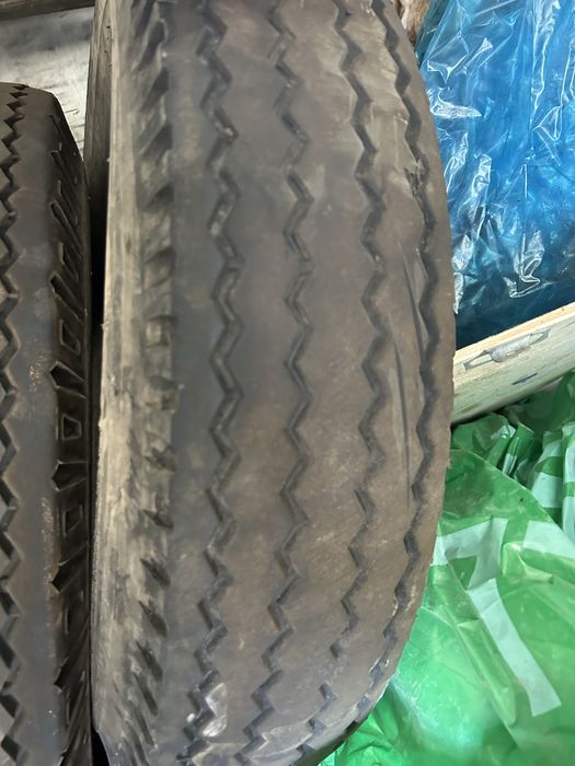 Продается резина китайская на форланд.