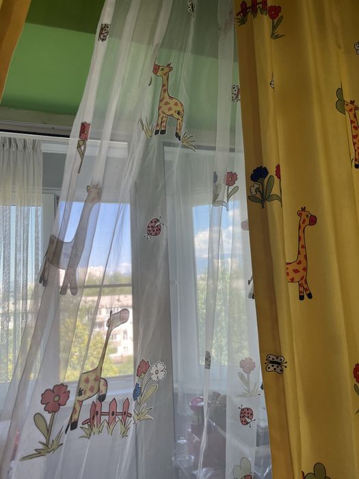 Шторы в детскую комнату