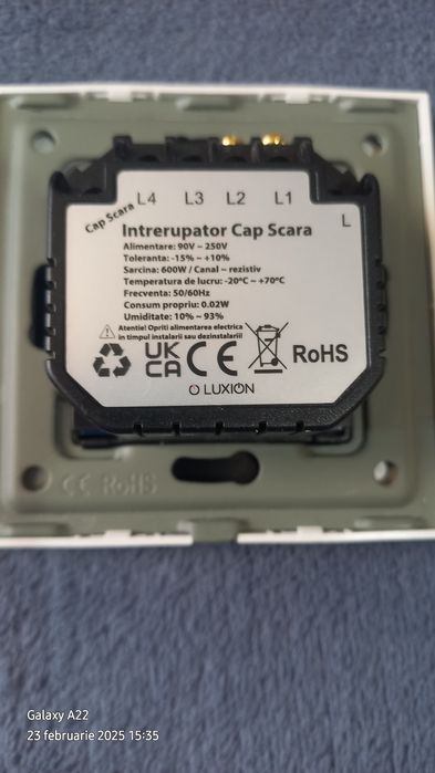 Luxion nou  cap scara și cu variație