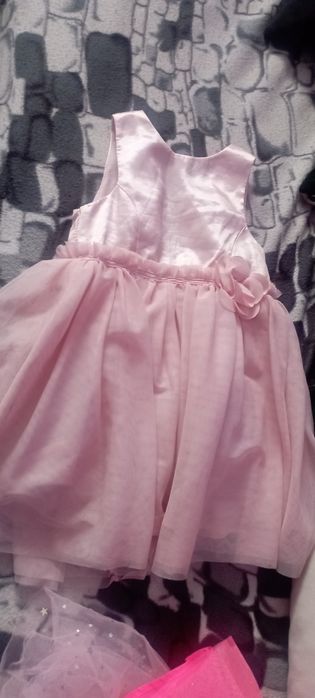 Комплекти ,рокли 86-92 и98- 104