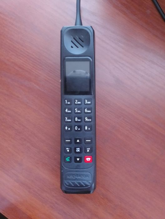 Телефон сотилади