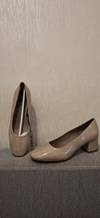 Продам новые туфли