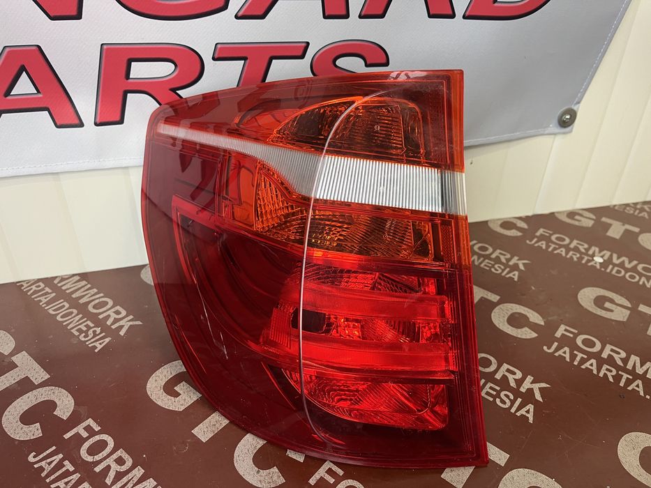 Стоп BMW X3 F25 ляв 3бр