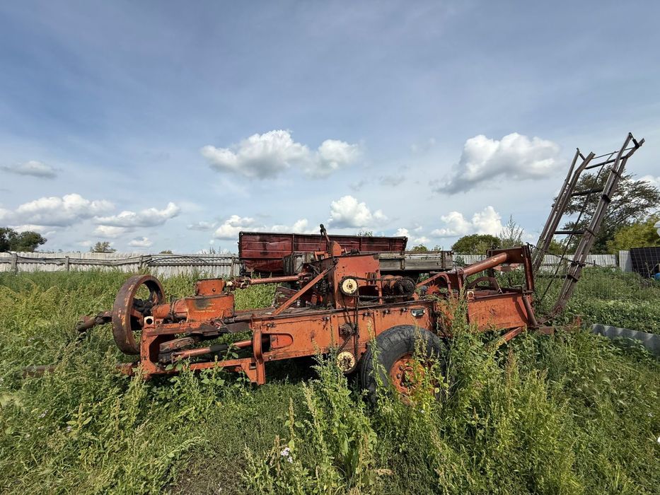 Срочно продам МТЗ и пресс подборщик за 2,5