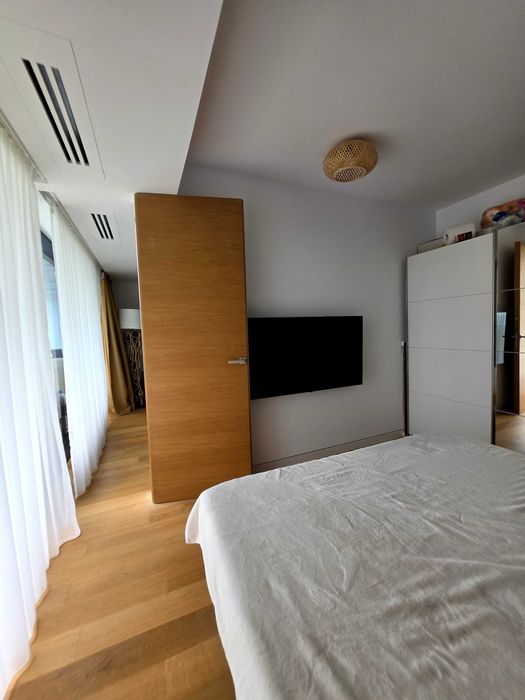 Vanzare apartament 2 camere in Olimp, bloc Vogh, aproape de plaja