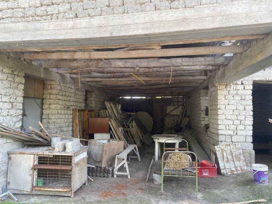 Hovli sotiladi, 12 sotix