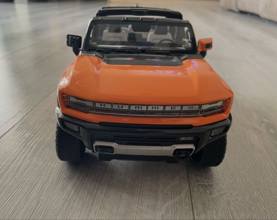 Masinuta 4x4 Hummer cu bena RC 1:16 Rastar 2.4Ghz