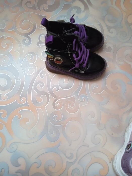 Обувь для девочки и мальчика