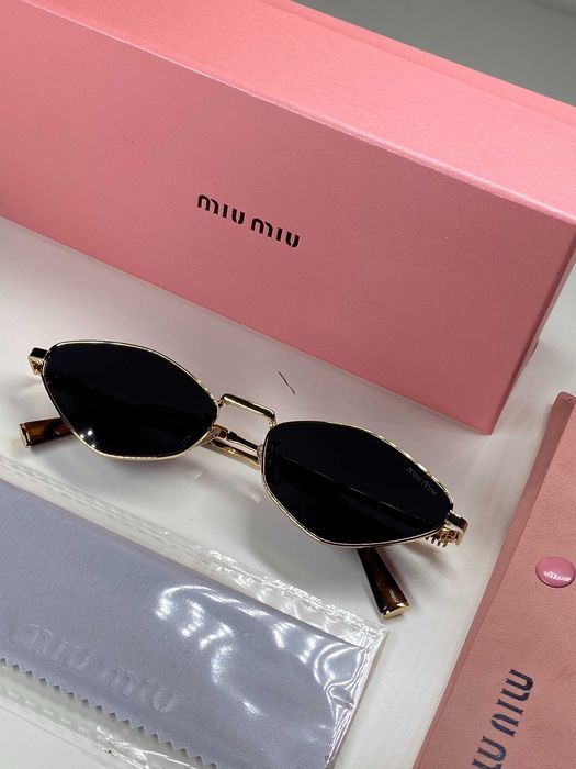 Ochelari de soare Miu Miu