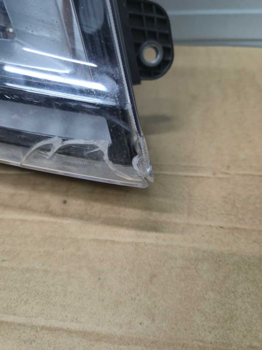 Far Stanga / Dreapta  FORD F MAX FMAX cod JC4613E014AE / JC4613E015AE