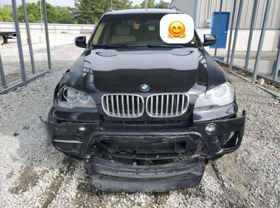 Продам BMW EX5 2011 по запчастям