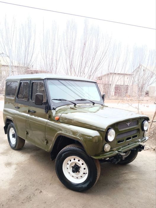 Uaz sotiladi  yili 2009