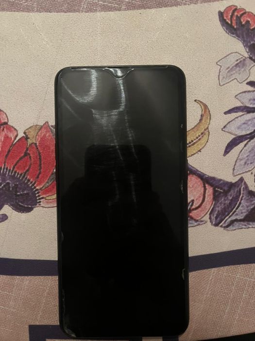 Оппо а12 в хорошем состоянии