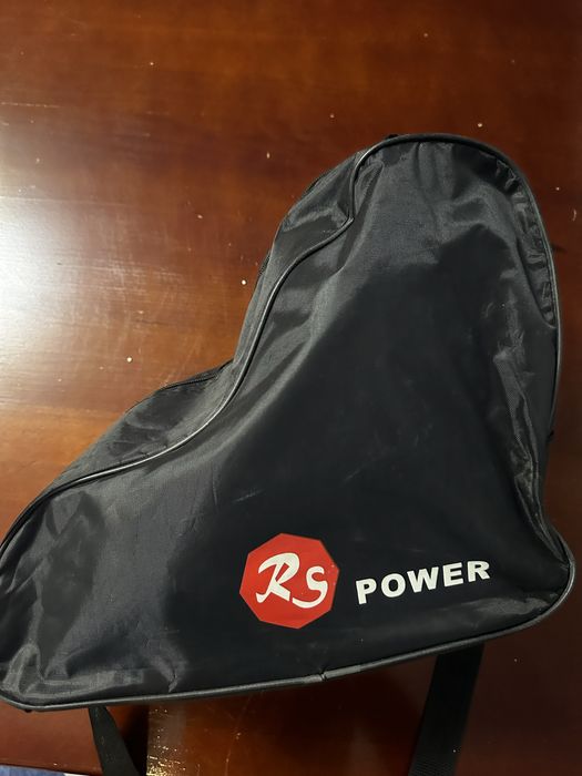 Продаю женские и мужские коньки 37 и 40 размеров.