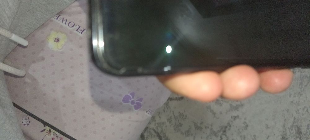 Poco m5 xotirasi 128 operativkasi 6+2 sotiladi