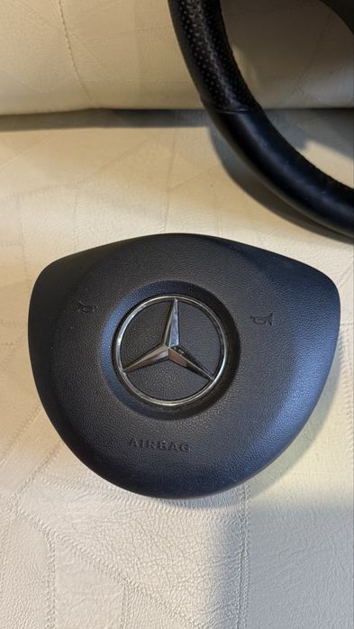 Mercedes волан от W166 GLE / GLS