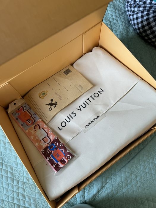 Продам новую женскую сумку Louis Vuitton