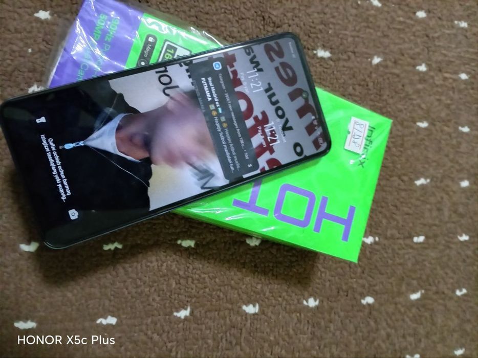 Infinix hot 40 i