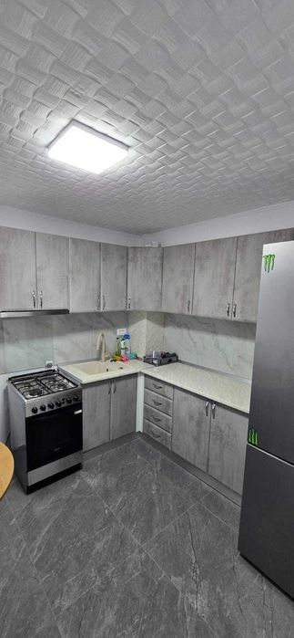 Vand apartament 4 camere