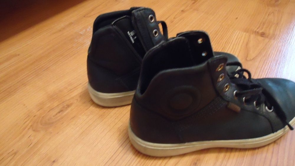 Кожаные ботинки фирма ЕССО для девочек