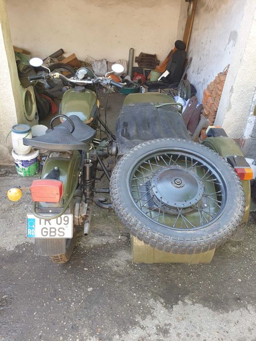 Motocicleta Ural