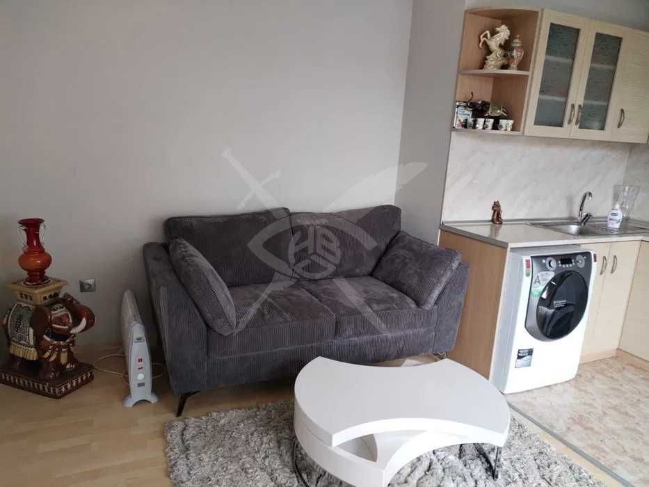 Дава се под наем Двустаен апартамент в Пловдив, Кършияка - 60 кв.м за 408.51 € - Снимка #1