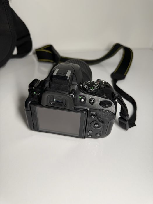 Фотоапарат Nikon D5100