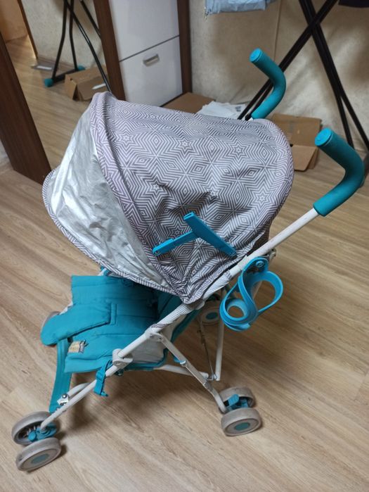 Продам коляску трость