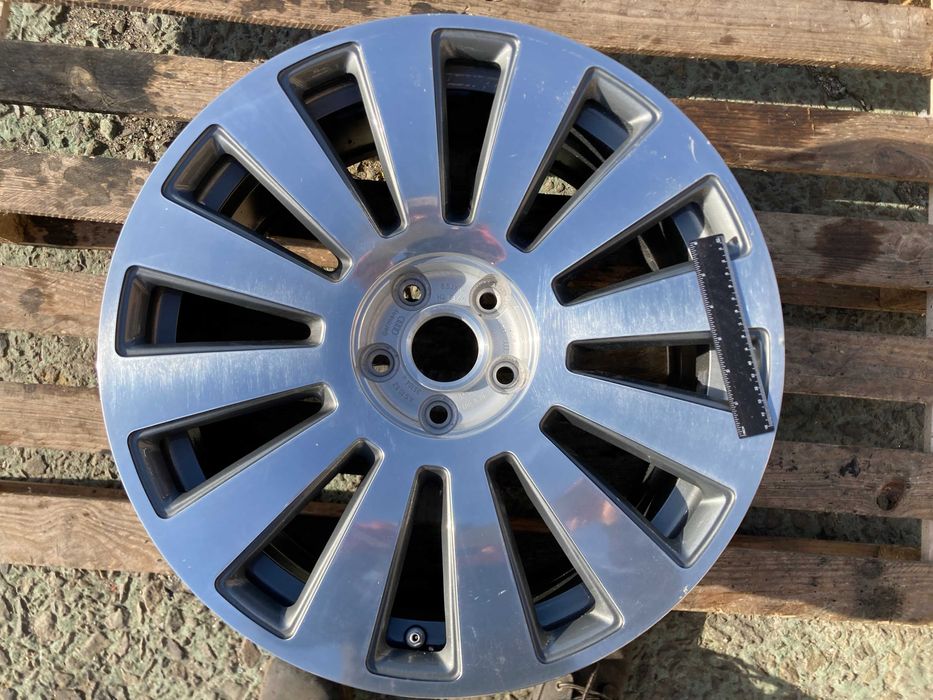 19 джанта 5х112 Audi A8 S8 4E 8,5J et45 4E0601025N Оригинал Единичка