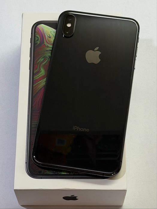 iPhone XS Max Black 93% battery