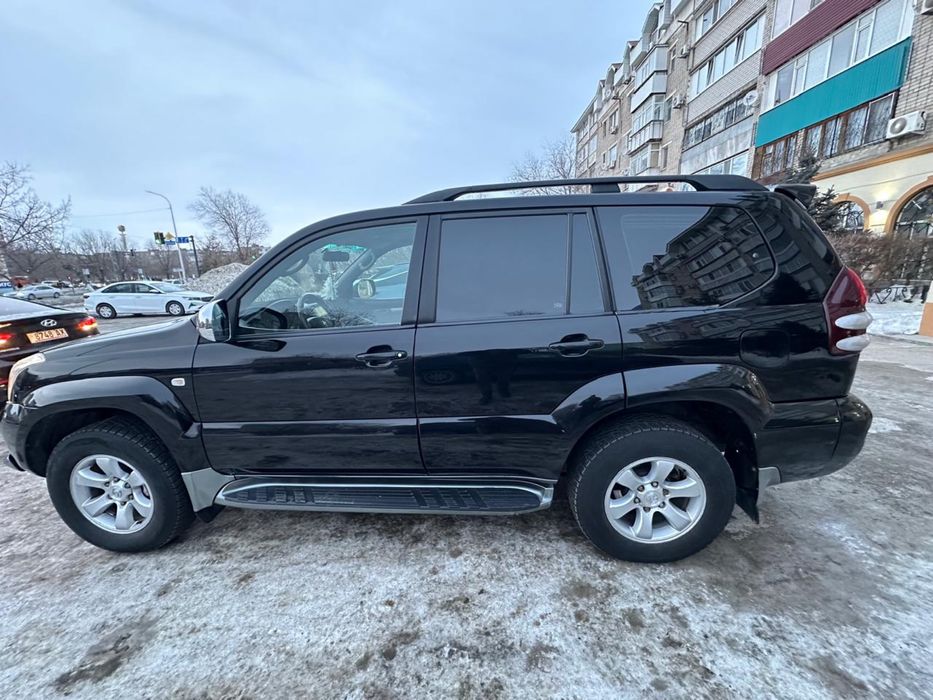 Прадеттся машина прадо 2007 года