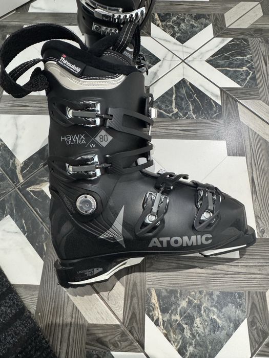 Продам ботинки Atomic