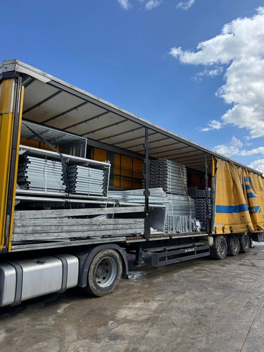 Фасадно поцинковано скеле