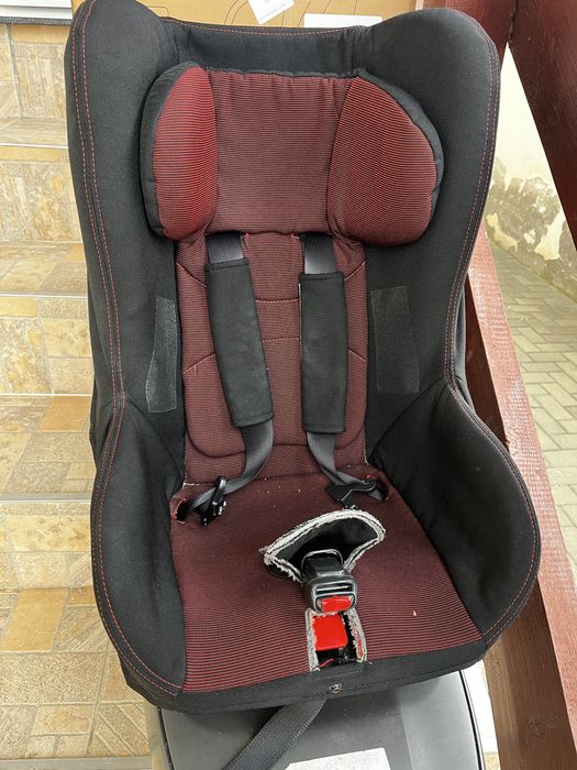 Scaun de masina cu isofix