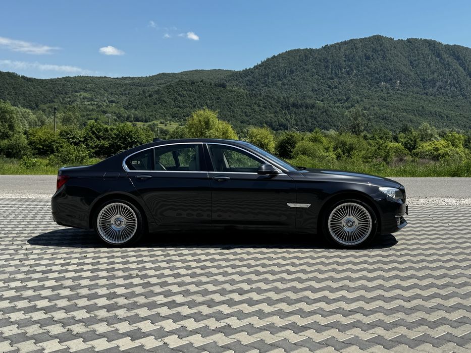 BMW Seria 7 2015 — imagine 2
