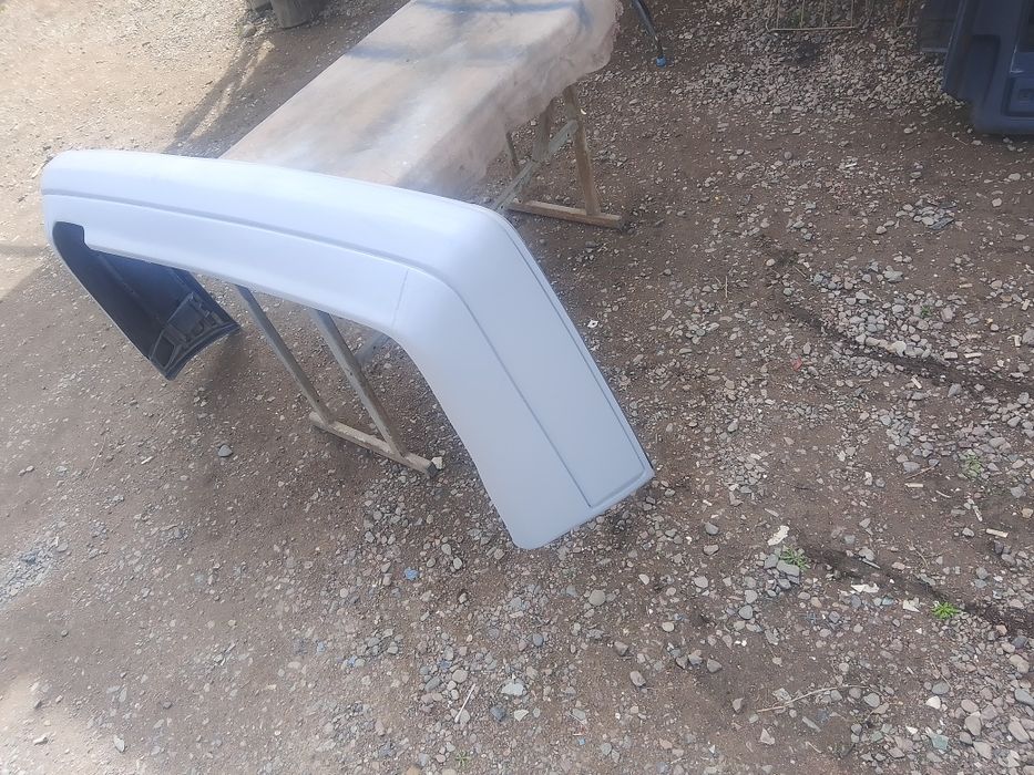 Бампер на мерседес