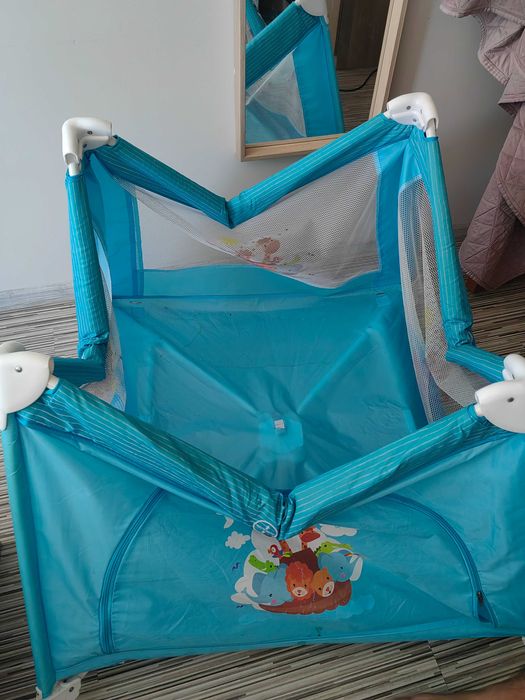 бебешко легло.площадка за детско легло