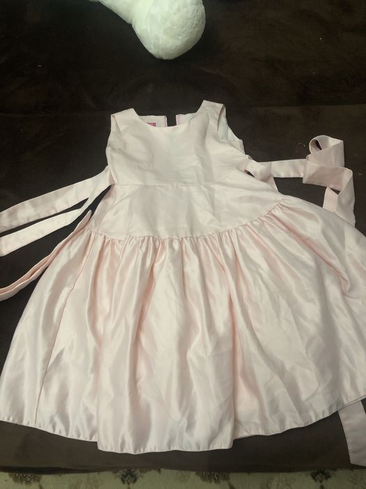 Платья для девочек нарядные