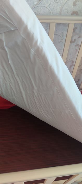 Продам детскую кроватку.