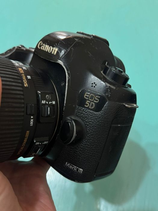 Продам фотоаппарат Canon Mark 3-5d